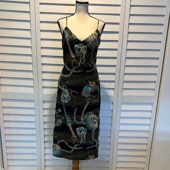 Urban Outfitters Dresses & Skirts - Urban Outfitters Pre loved Multicolored Knee-Length Sleeveless Cocktail Dress